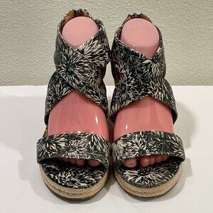 NEW PATRICIA NASH "Rubia" Wedge Espadrille Floral Sandal Black/White Women 8.5